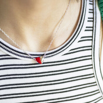 Magnetic Heart Front Fastening Necklace, 8 of 11