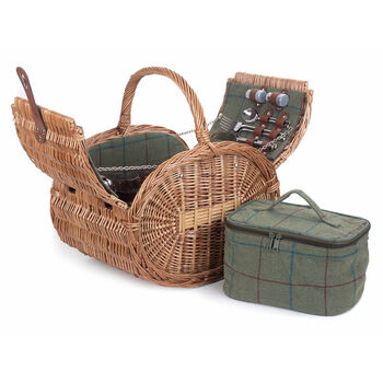 Personalised Traditional Oval Picnic Hamper, 2 of 9