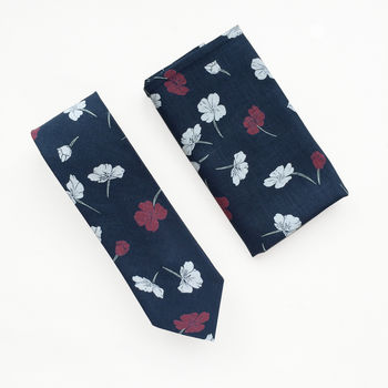 Finchley Floral Men's Tie, 3 of 3