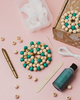 The Beaded Trivet Craft Kit, 6 of 9