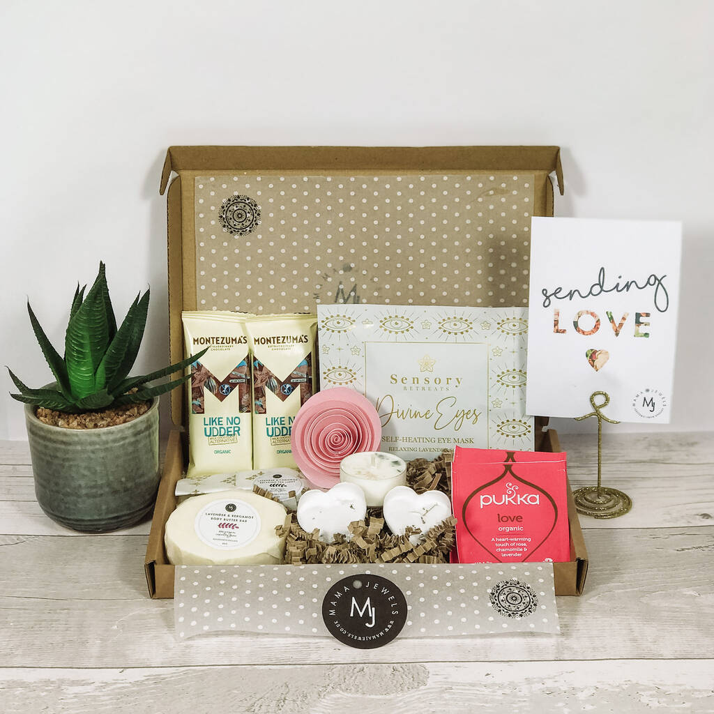 Letterbox Spa Gift Box | Valentines | Vegan | Mum To Be, 1 of 2