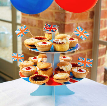 Union Jack Kings Coronation Reversible Party Cake Stand, 7 of 9
