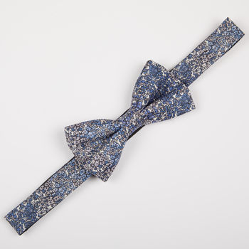 Mens Blue Floral Print Bow Tie, 5 of 6