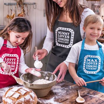 Personalised Love Cooking With Mummy Apron Set, 3 of 6