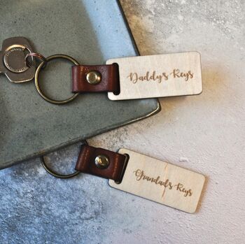 Personalised Daddy's Keys Leather And Wood Keyring, 2 of 4
