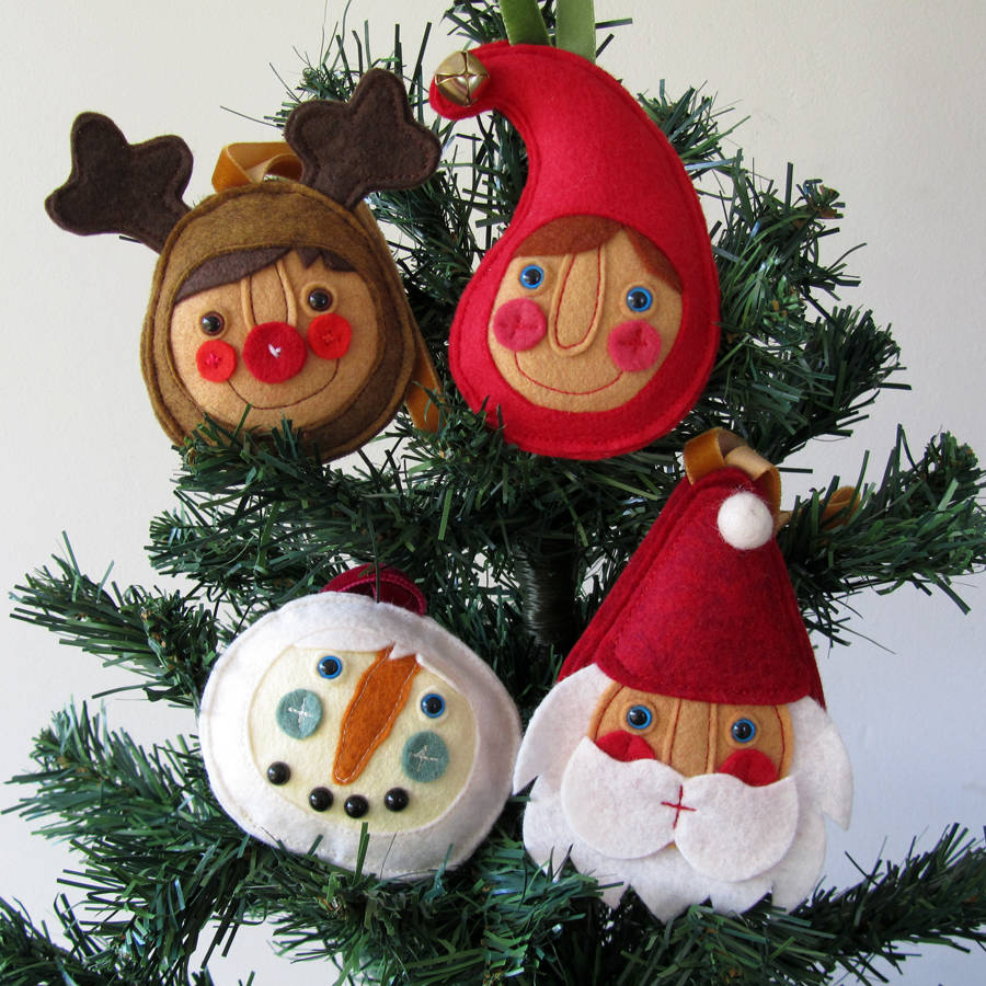 Simple Handmade Christmas Decorations for Small Space