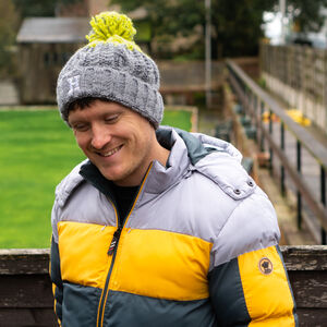 mens yellow bobble hat