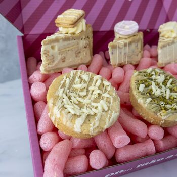 The White Chocolate Deluxe Cookie And Cookie Pie Gift Box, 5 of 12