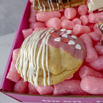 The Valentine's Deluxe Cookie And Cookie Pie Gift Box, 6 of 12
