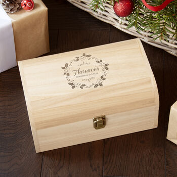 Personalised Christmas Eve Chest With Mistletoe Wreath, 10 of 12