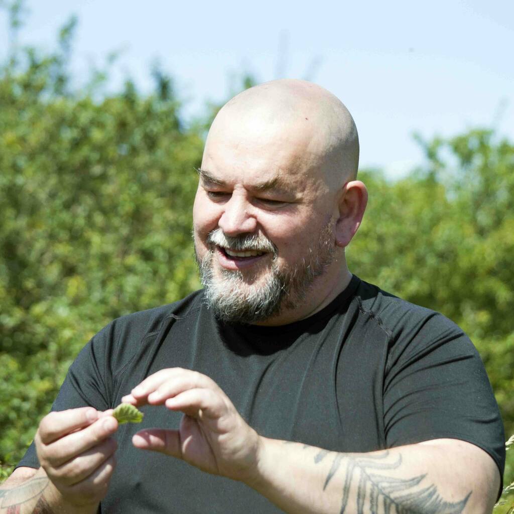 Foraging Day With Masterchef Winner Mat Follas, 1 of 7