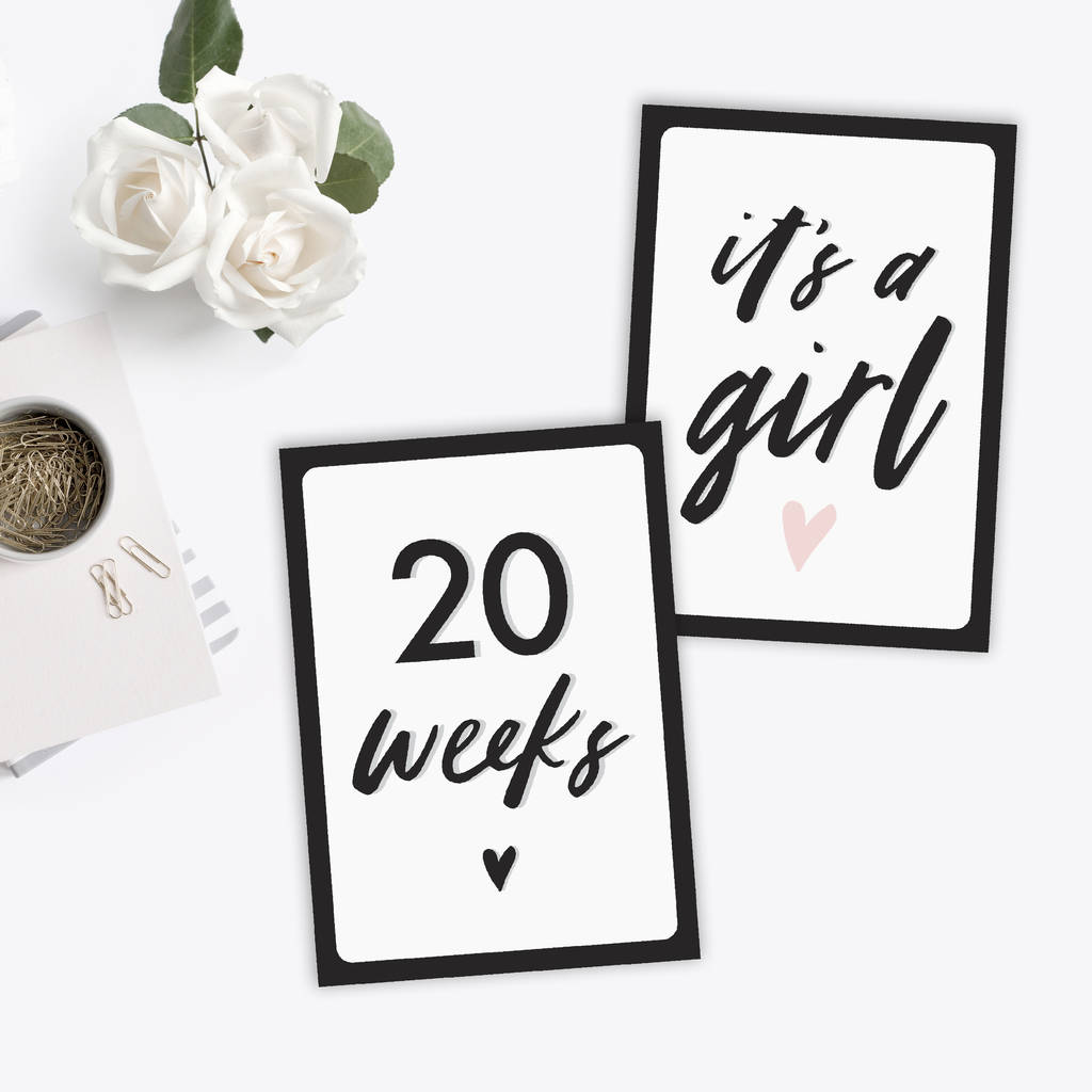 pregnancy milestone cards by paper and wool