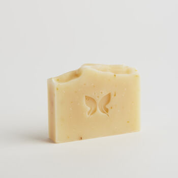 Under The Waterfall Lemongrass Extra Rich Body Soap, 4 of 6