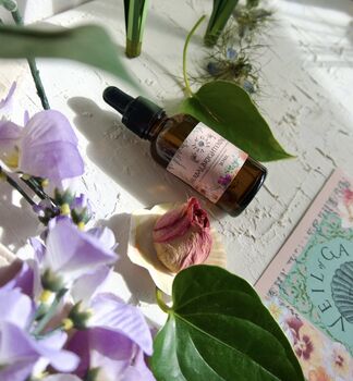 Herbal Brightening Facial Oil, 3 of 5