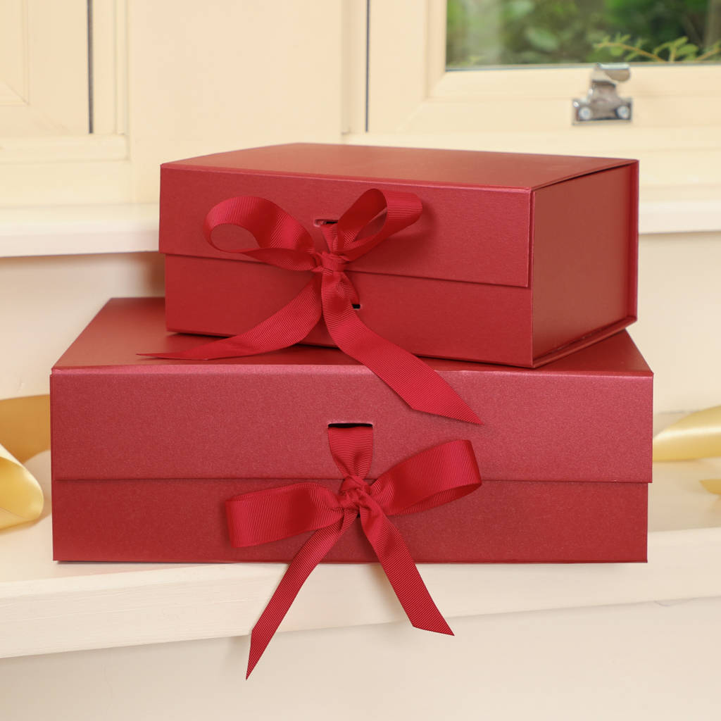 Red Gift Box Gold Gift Boxes Happy Birthday Messages Happy Birthday ...