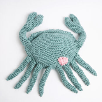 Hester Crab Animal Crochet Kit, 4 of 7
