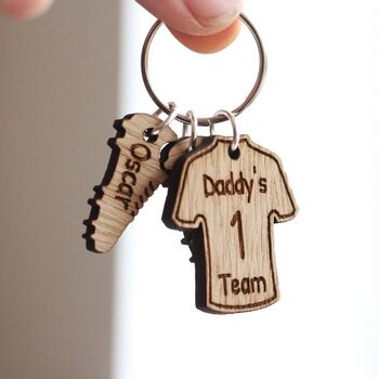 Personalised “Daddy’s Team” Football Shirt Keyring – Custom Engraved Gift For Dad, 4 of 4