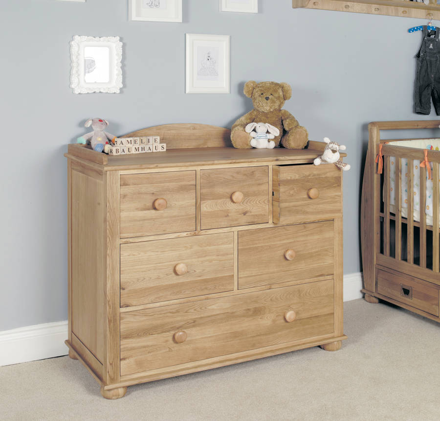 Little Acorn Oak Baby Changing Table / Chest Of Drawers By The Orchard