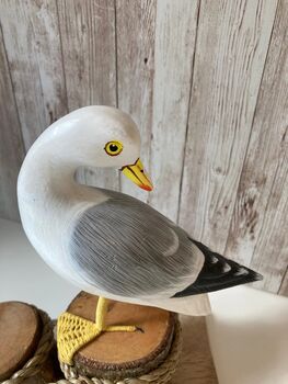 19cm Hand Painted Wooden Lifelike Seagull Ornament Figurine Sculpture, 2 of 9