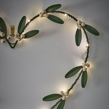 LED Mistletoe Heart, 2 of 3