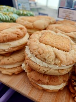 Custard Cream Cookie Sandwich – Custard Biscuit Topped, 2 of 2