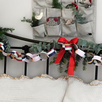 Traditional Patchwork Christmas Paper Chains Kit, 10 of 11