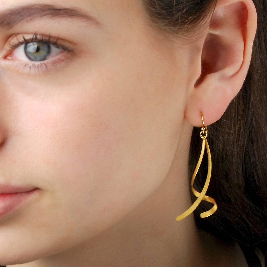 silver or gold twist and turn earrings by penelopetom