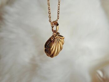 Pearl Shell Locket Pendant Necklace In14k Gold Plated In Adjustable Link Chain, 6 of 6