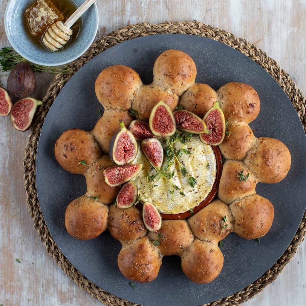 Fig, Honey And Walnut Wreath Baking Kit, 1 of 4
