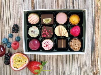 Fabulously Fruity Chocolate Gift Box, 3 of 10