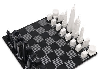 London Vs New York Skyline Chess Set, 5 of 10