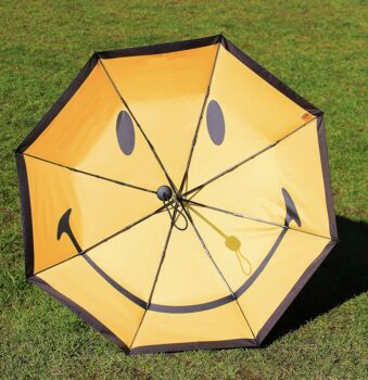 Smiley®. Umbrella, 3 of 4