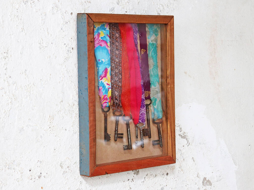 Wooden Box Photo Frame By Scaramanga