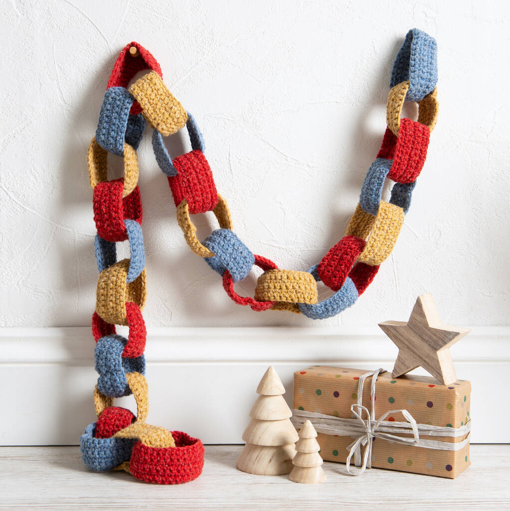 Paper Chain Christmas Crochet Kit, 1 of 5