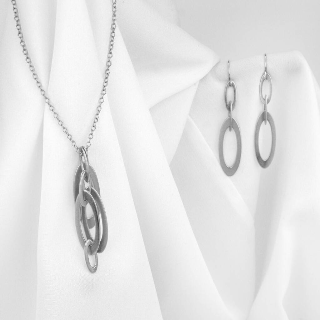 Simple Layered Pendant By Industrial Jewellery