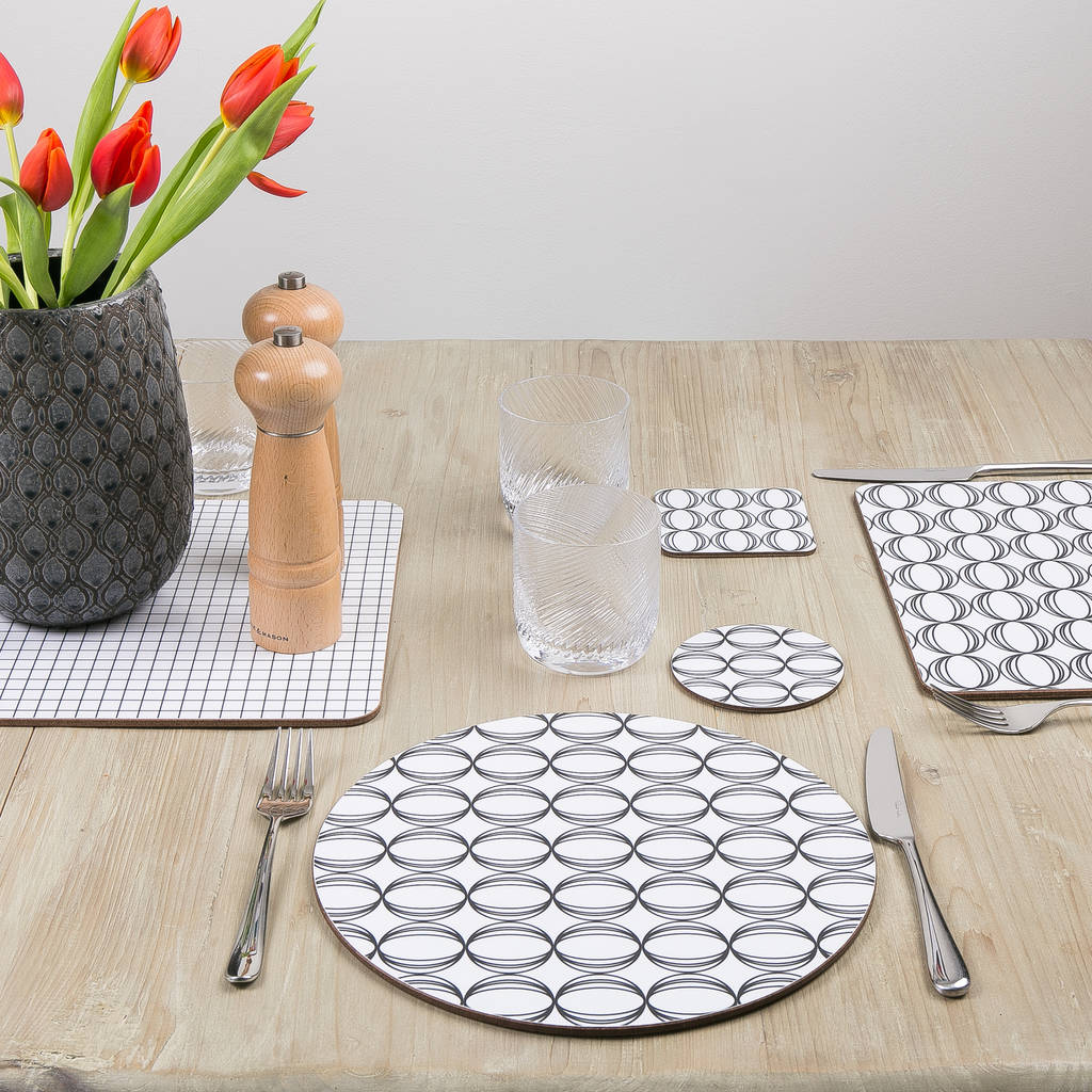 oval design round placemat set by maik