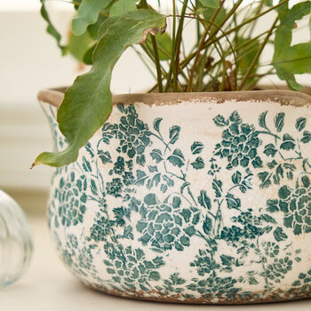 Set Of Three Turquoise Scalloped Planters, 4 of 7