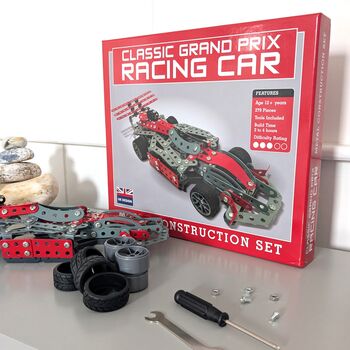 Make Your Own Formula One Car Construction Set, 2 of 11