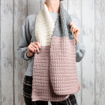 Hannah's Beginner Scarf Accessories Crochet Kit, 3 of 7