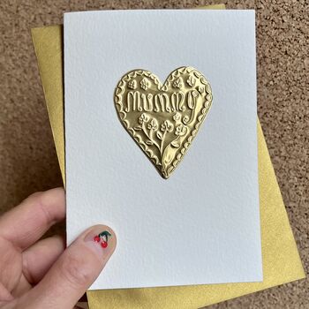 Personalised Gold Foil Heart Mum Birthday Card, 3 of 12