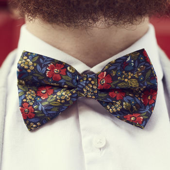 Mens Green And Red Floral Bow Tie, 3 of 8