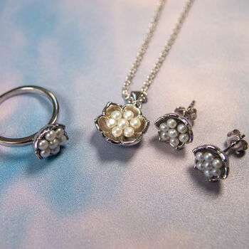 Pearl Flower Pendant, 2 of 9