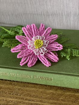 Pink Gerbera Beaded Flower Craft Kit, 4 of 4
