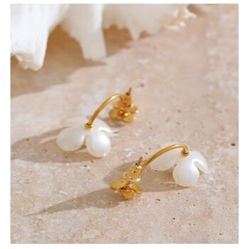 Monaco D’or Gold Pearl Crystal Daisy Flower Drop Dangle Gift Earrings, 2 of 3