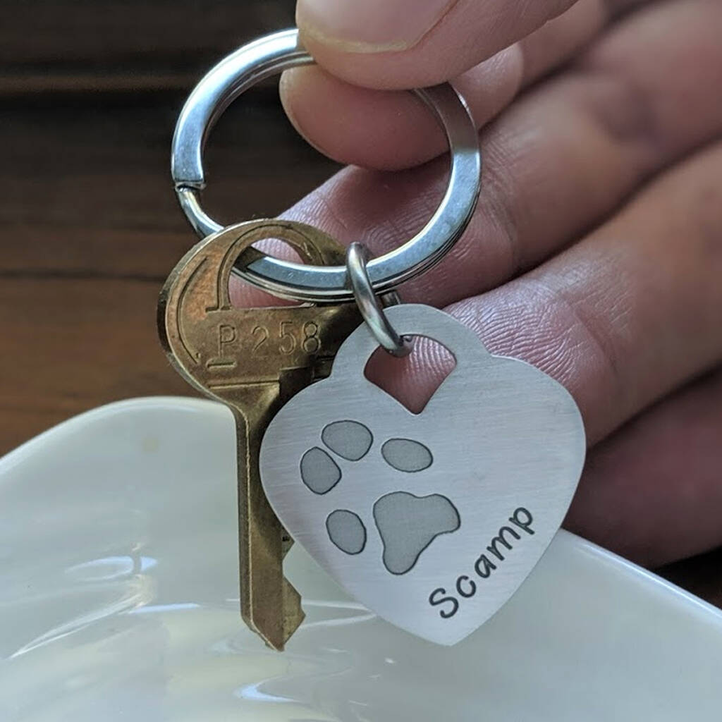 Image of Personalised Pets Paw Print Heart Keyring