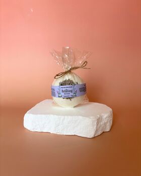 The Relaxing Bath Bomb, 4 of 5