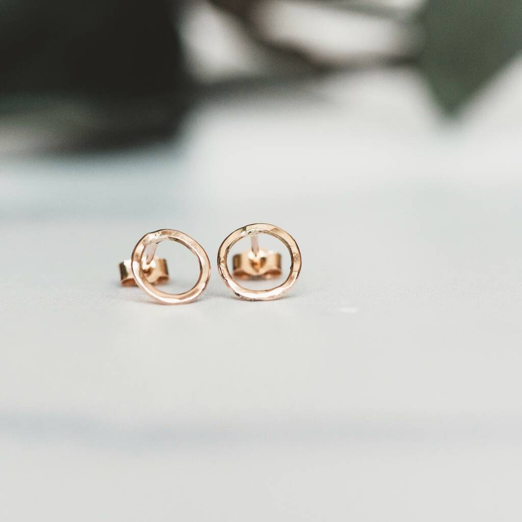 Rose Gold Hammerd Circle Stud Earrings By Kirsty Taylor Goldsmiths ...