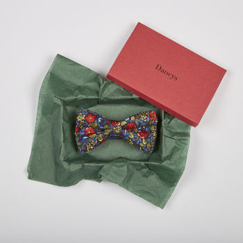 Mens Green And Red Floral Bow Tie, 6 of 8