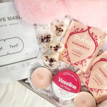 Ultimate Pregnancy Care Maternity Leave Gift Spa Box, 5 of 9