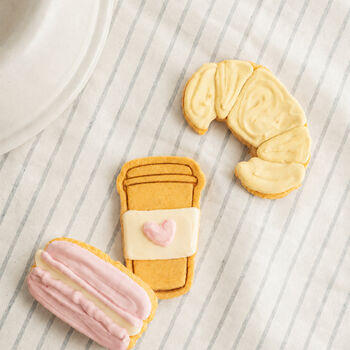 Parisian Bakery Dog Biscuit Trio, 4 of 5